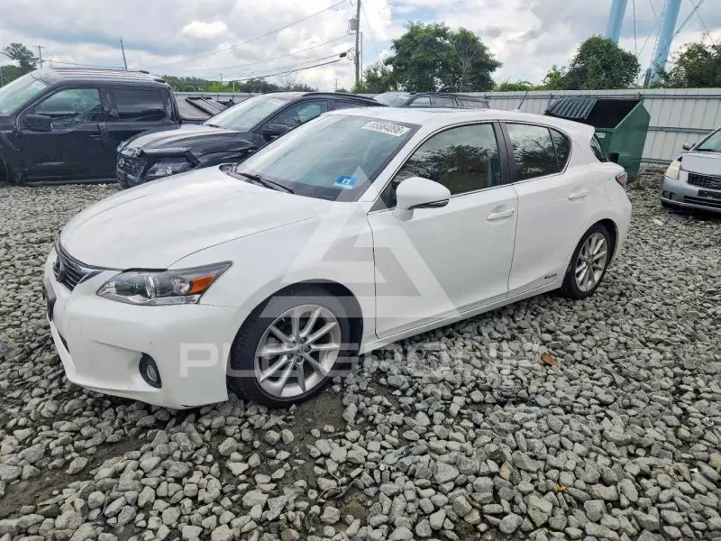 2012 Lexus CT200 photo