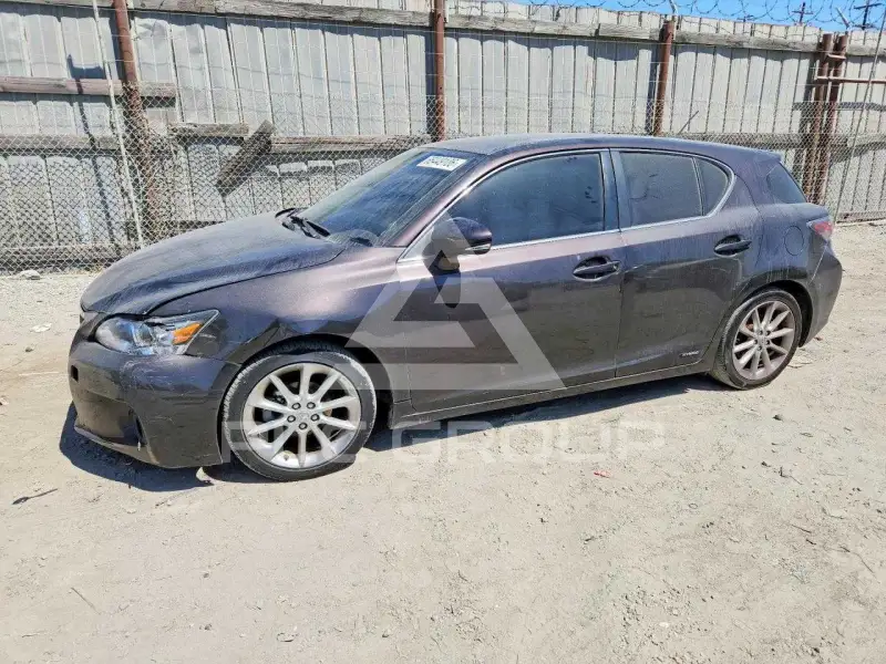 2012 Lexus CT200 фото