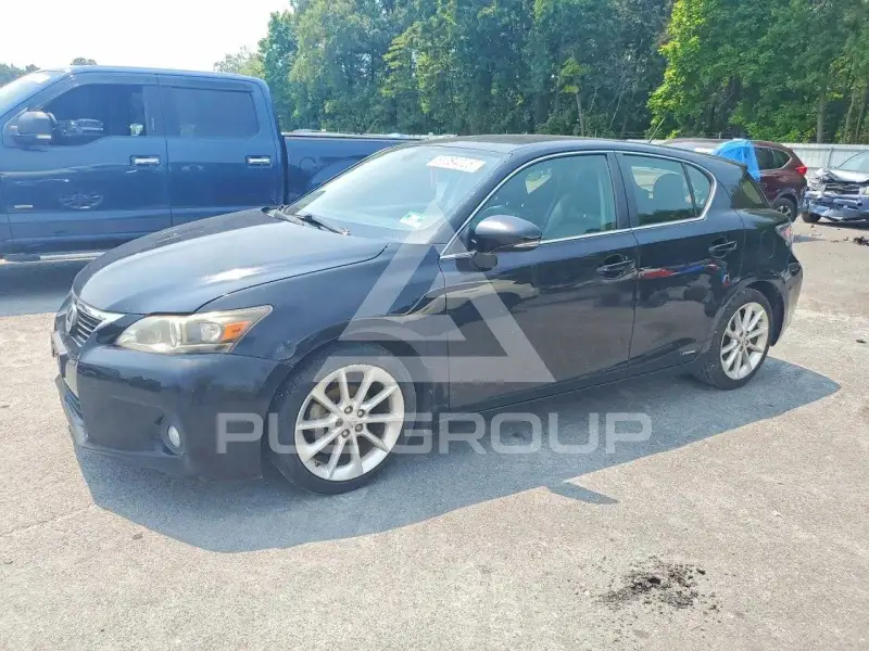 2012 Lexus CT200 photo