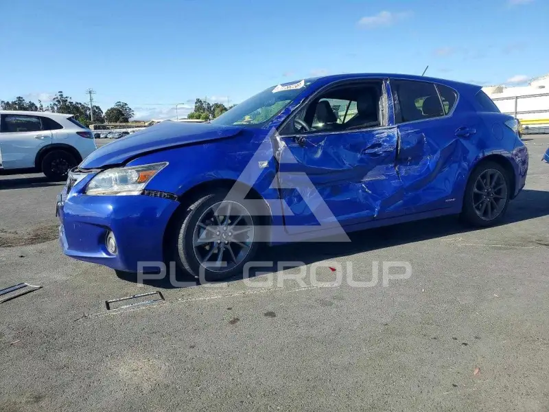 2012 Lexus CT200 photo