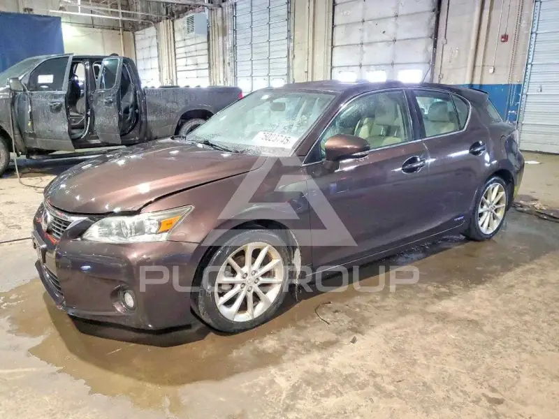 2012 Lexus CT200 photo