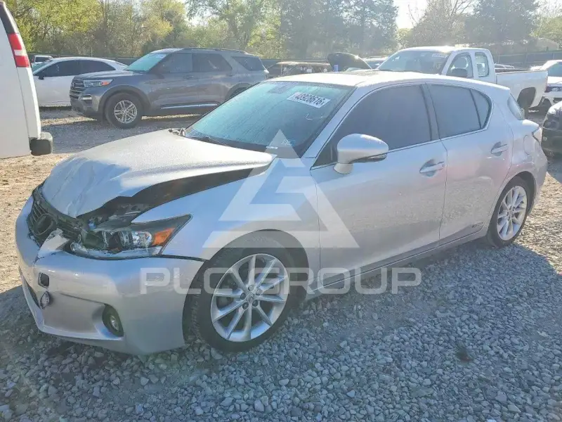2012 Lexus CT200 фото