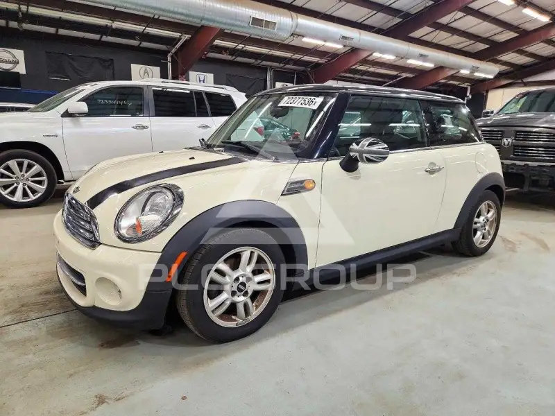 2012 Mini COOPER photo