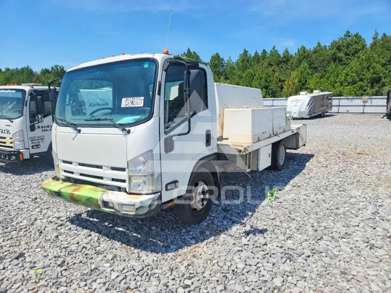 2012 Isuzu NPR фото