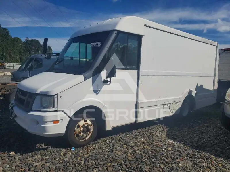 2012 Isuzu NPR фото
