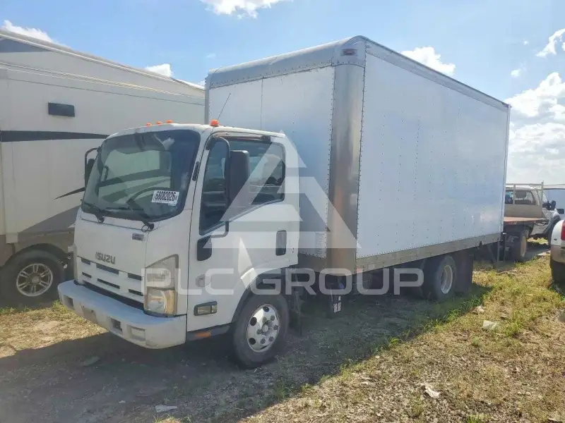 2012 Isuzu NPR photo