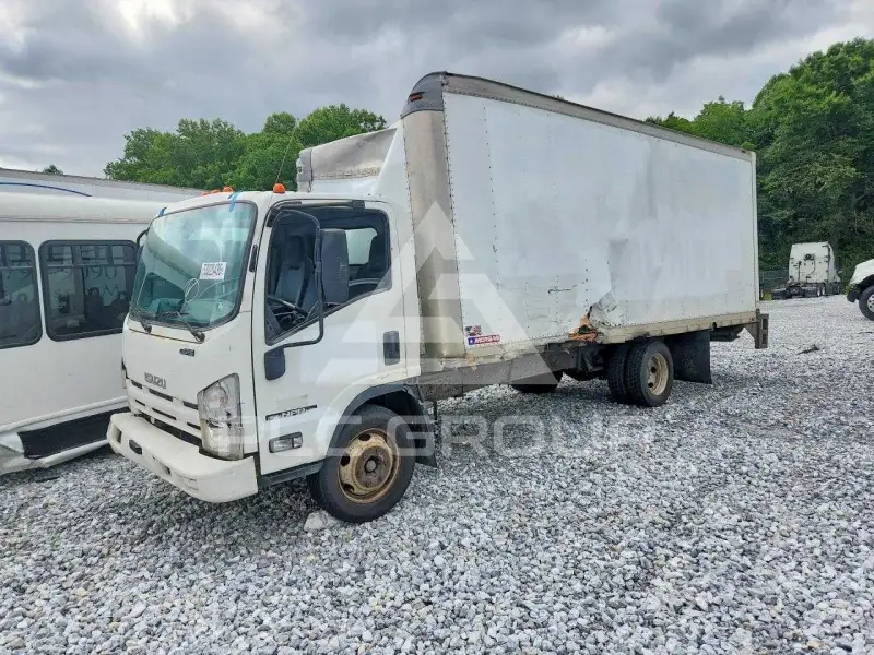 2012 Isuzu NPR фото