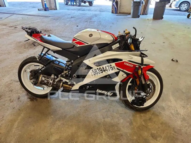 2012 Yamaha YZF600 фото
