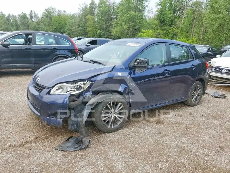 2012 Toyota MATRIX фото