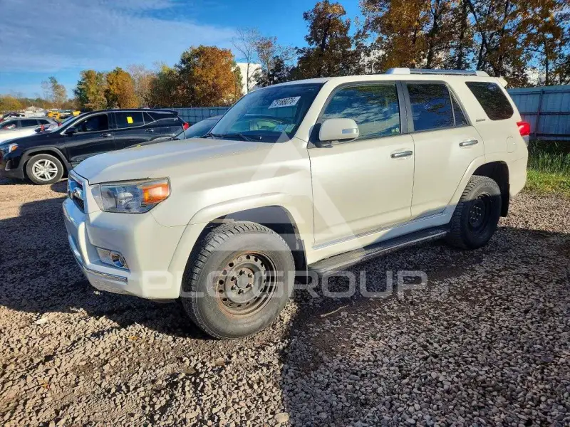 2012 Toyota 4 RUNNER фото