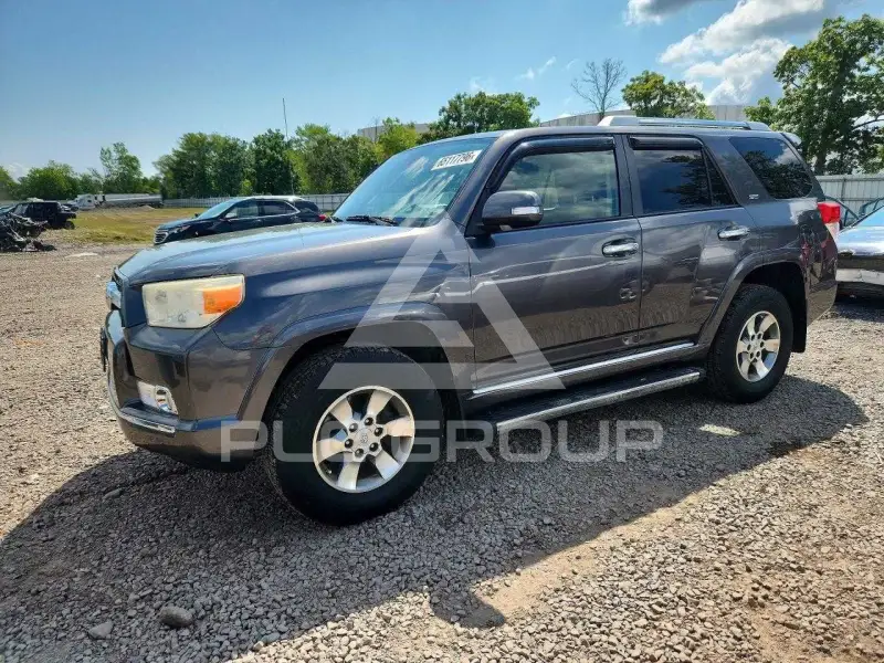 2012 Toyota 4 RUNNER фото