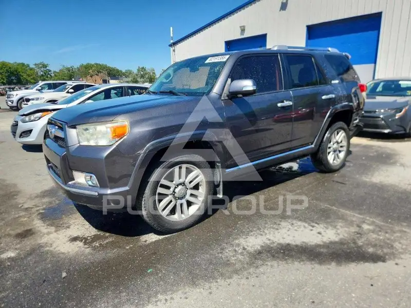 2012 Toyota 4 RUNNER фото