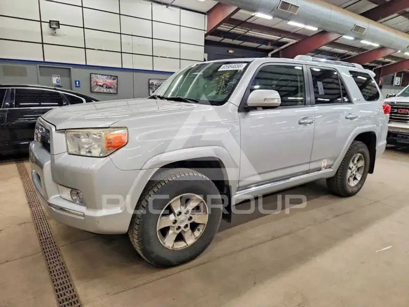 2012 Toyota 4 RUNNER фото