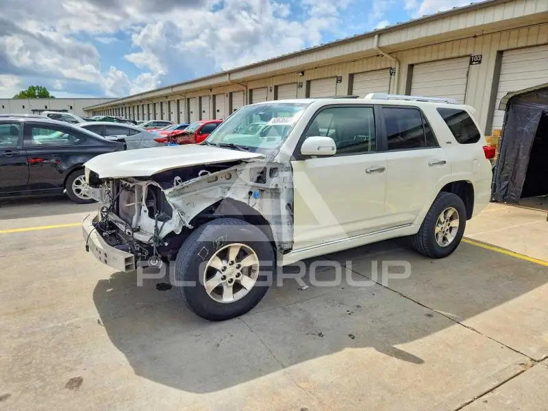 2012 Toyota 4 RUNNER фото
