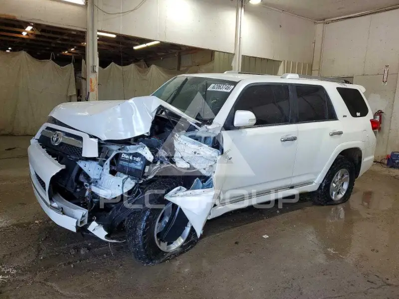 2012 Toyota 4 RUNNER фото