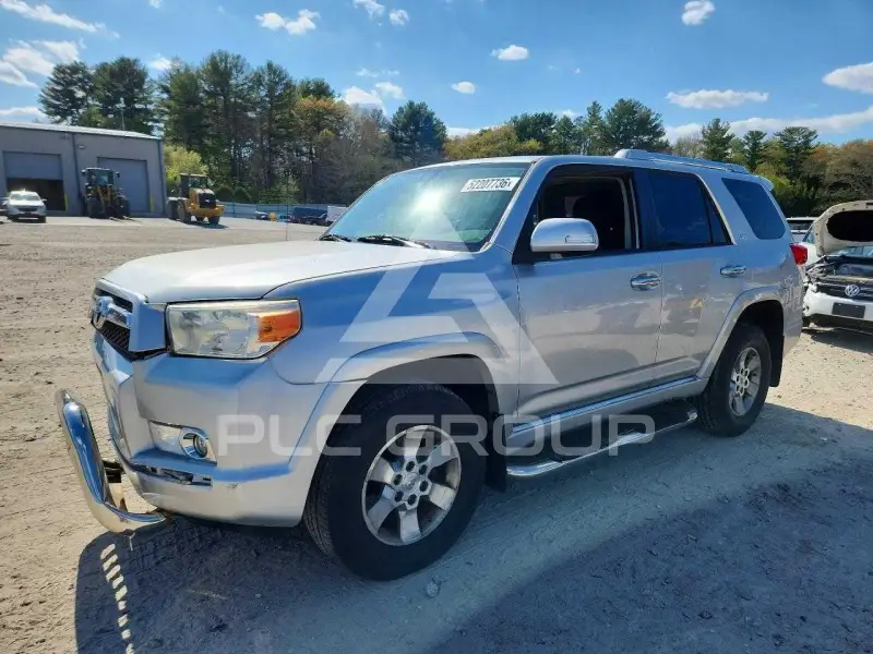 2012 Toyota 4 RUNNER фото