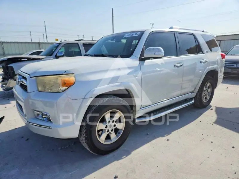 2012 Toyota 4 RUNNER фото