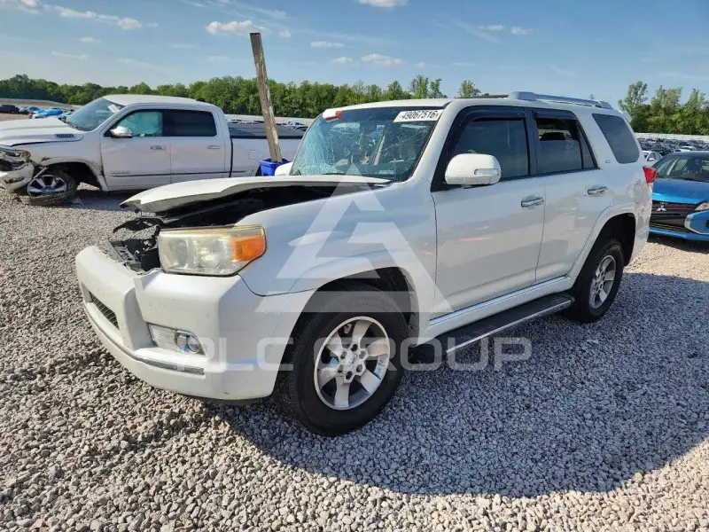 2012 Toyota 4 RUNNER photo