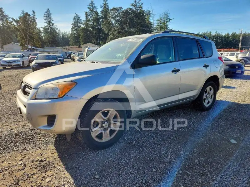 2012 Toyota RAV4 photo