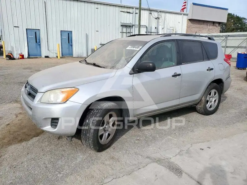 2012 Toyota RAV4 фото