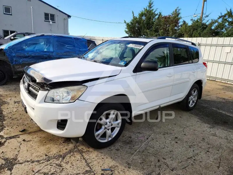 2012 Toyota RAV4 фото