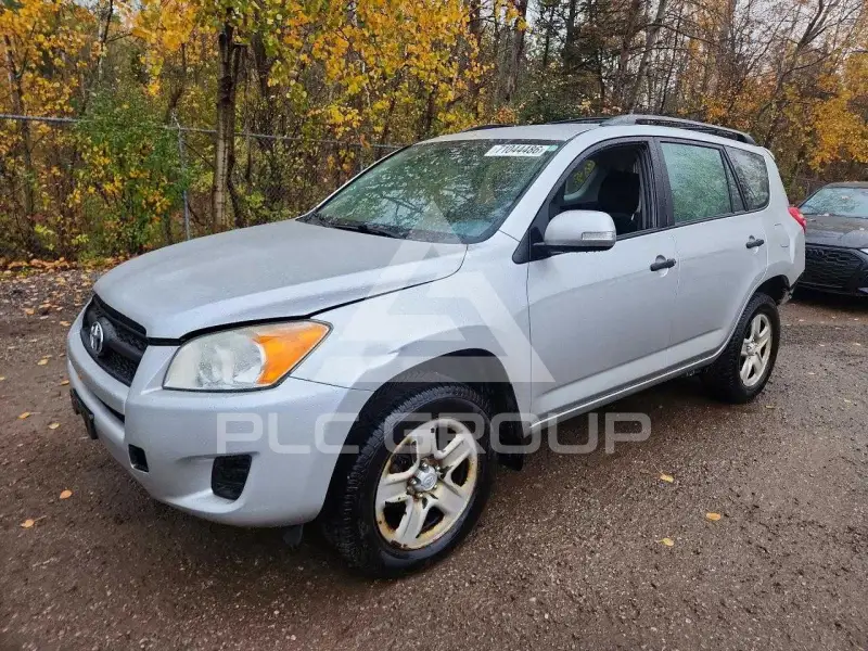 2012 Toyota RAV4 фото
