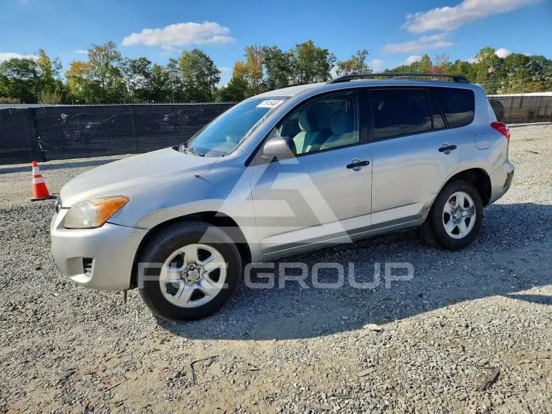 2012 Toyota RAV4 photo