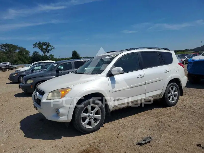 2012 Toyota RAV4 фото