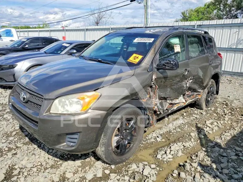 2012 Toyota RAV4 фото