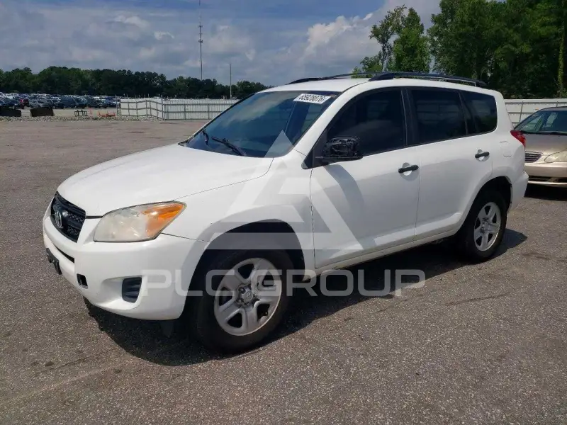 2012 Toyota RAV4 фото