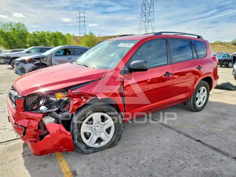 2012 Toyota RAV4 фото