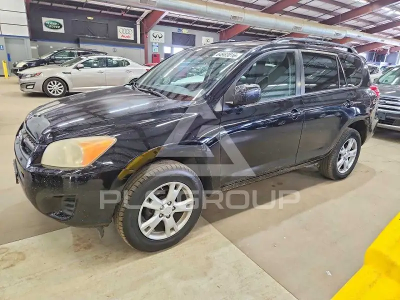 2012 Toyota RAV4 фото