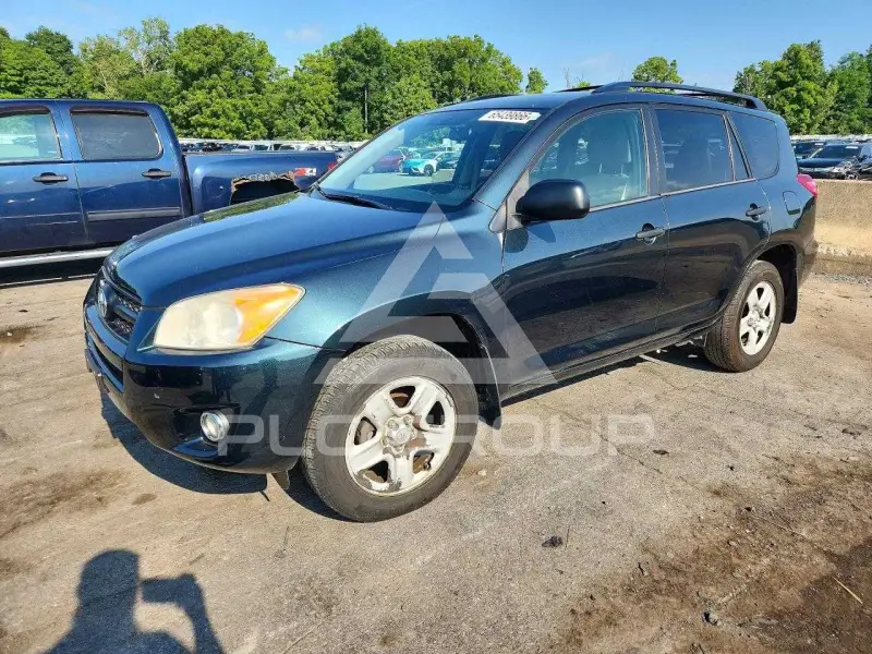 2012 Toyota RAV4 фото