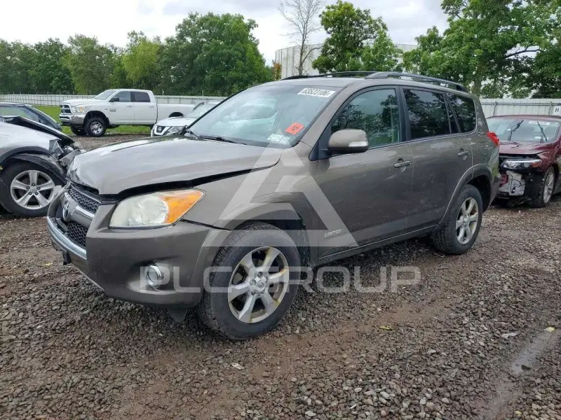 2012 Toyota RAV4 photo