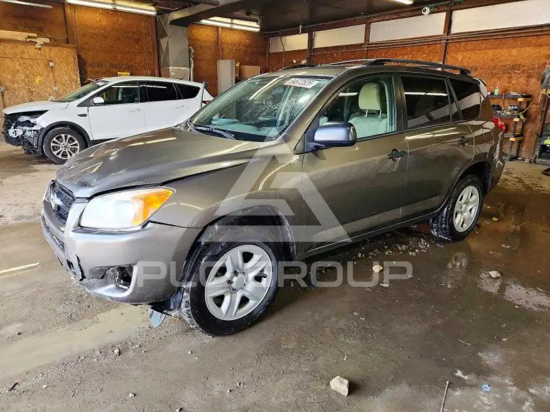 2012 Toyota RAV4 фото