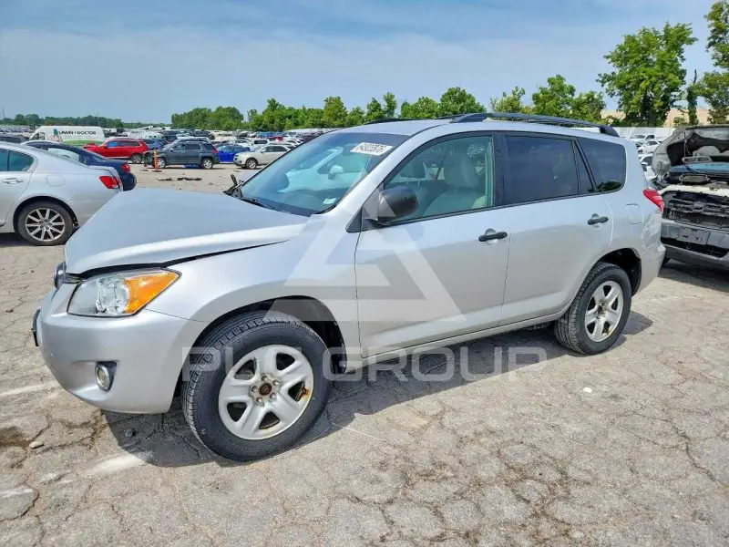 2012 Toyota RAV4 фото