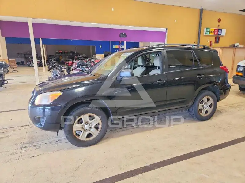 2012 Toyota RAV4 фото