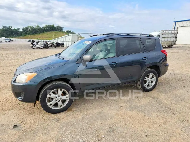 2012 Toyota RAV4 фото