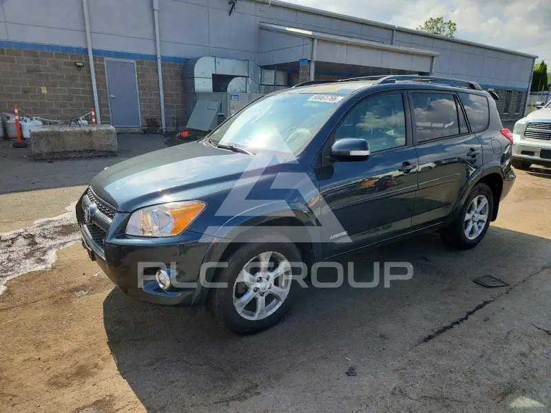 2012 Toyota RAV4 фото