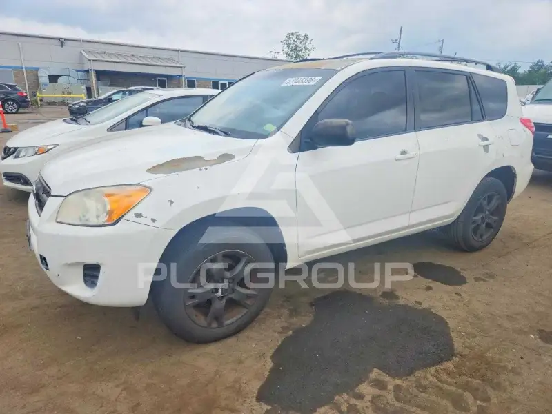 2012 Toyota RAV4 photo