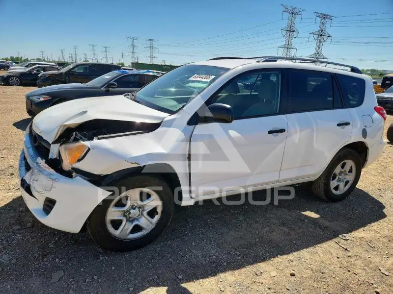 2012 Toyota RAV4 фото