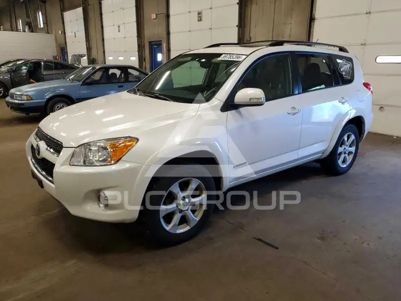 2012 Toyota RAV4 фото