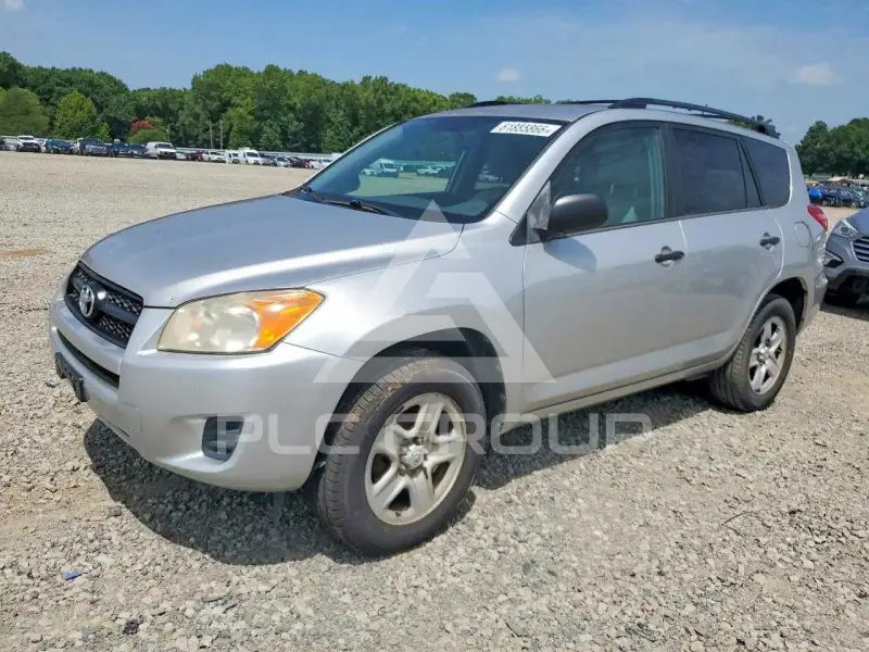 2012 Toyota RAV4 фото