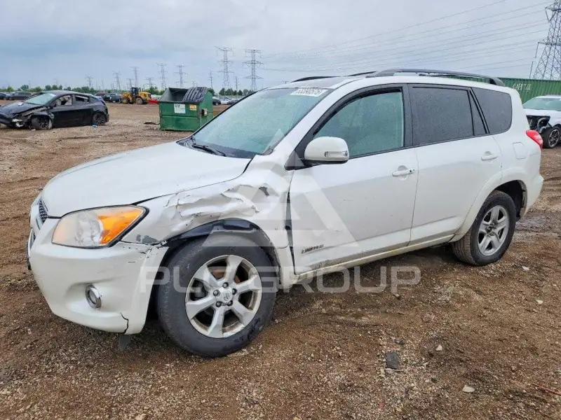 2012 Toyota RAV4 фото