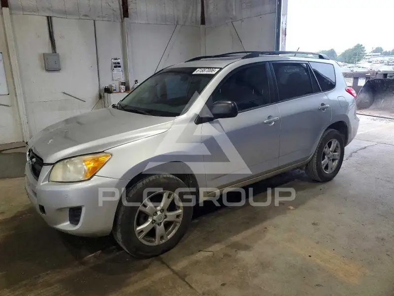 2012 Toyota RAV4 фото