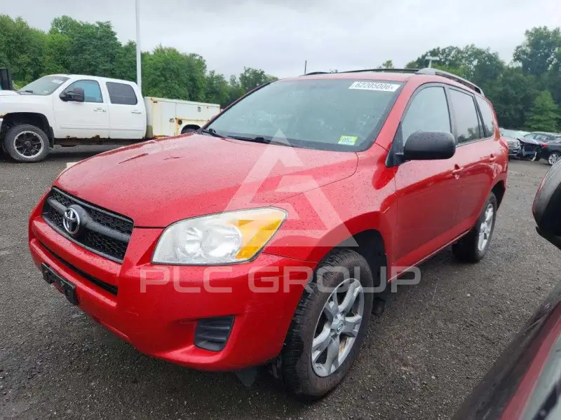 2012 Toyota RAV4 фото