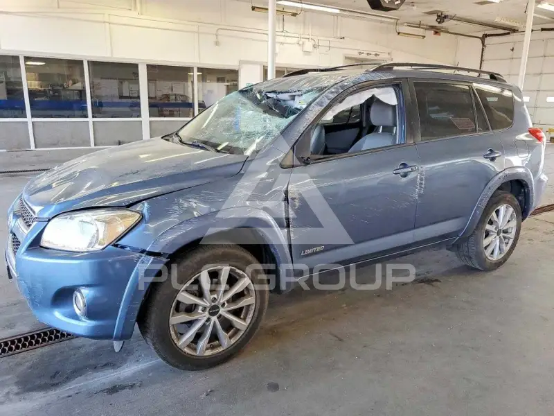 2012 Toyota RAV4 фото
