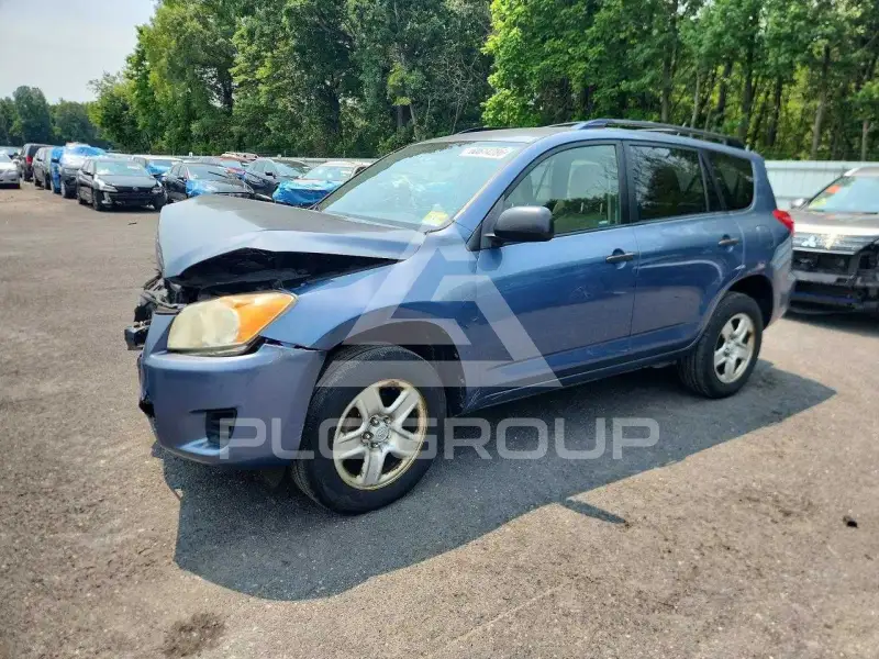 2012 Toyota RAV4 фото