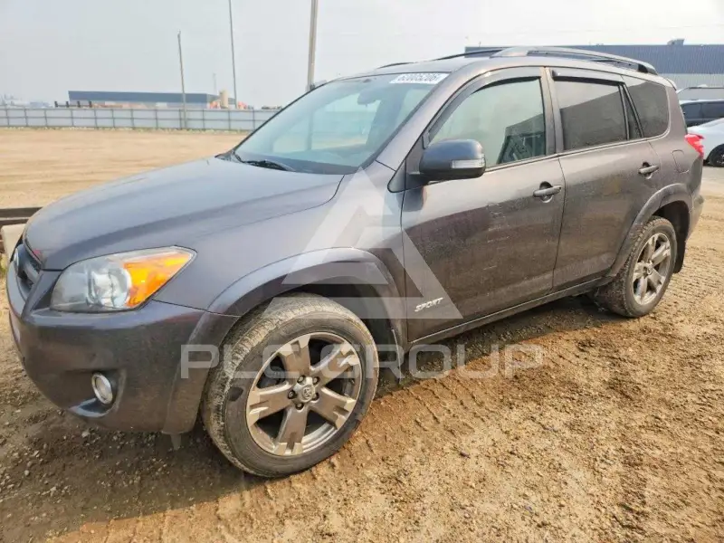 2012 Toyota RAV4 photo