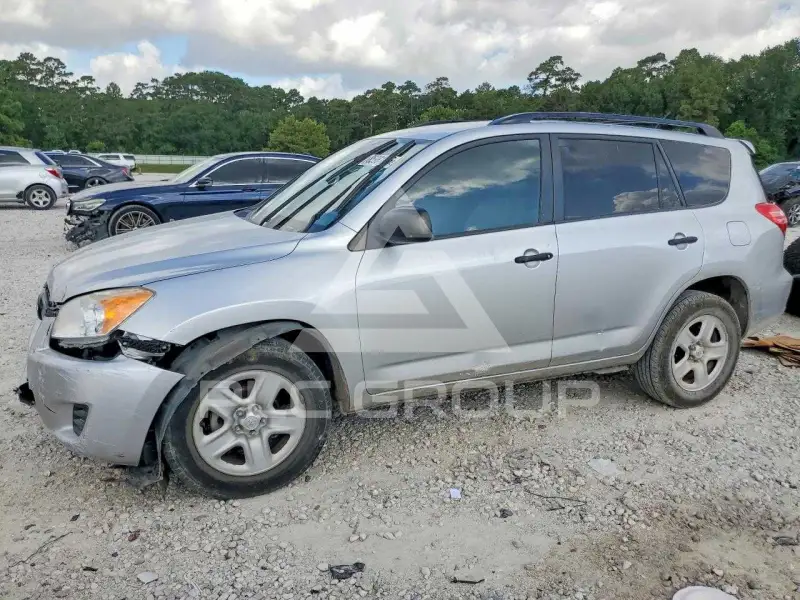 2012 Toyota RAV4 фото